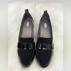 Dr Scholls’s black/black patent shoes